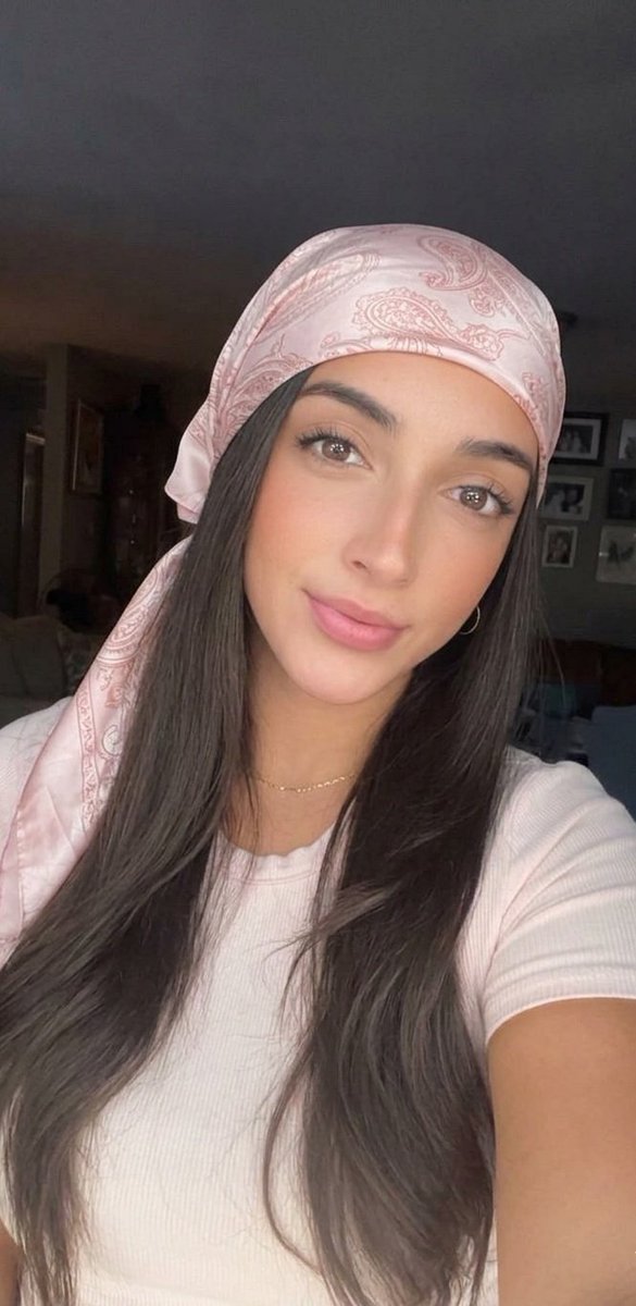 Ash🍒 tweet media