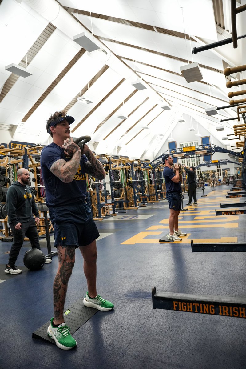 Taylor Lewan tweet media