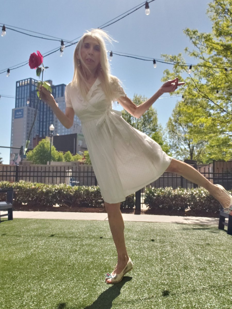 GenovevaUzunov1's tweet photo. "Well, I must endure the presence of a few caterpillars if I wish to become acquainted with the butterflies"
Antoine de Saint-Exupery, The Little Prince
You can watch the entire collection of colorful #Butterfly #Ballets I've created for May Mental Health month on YouTube https://t.co/Xhogx8zaM2
