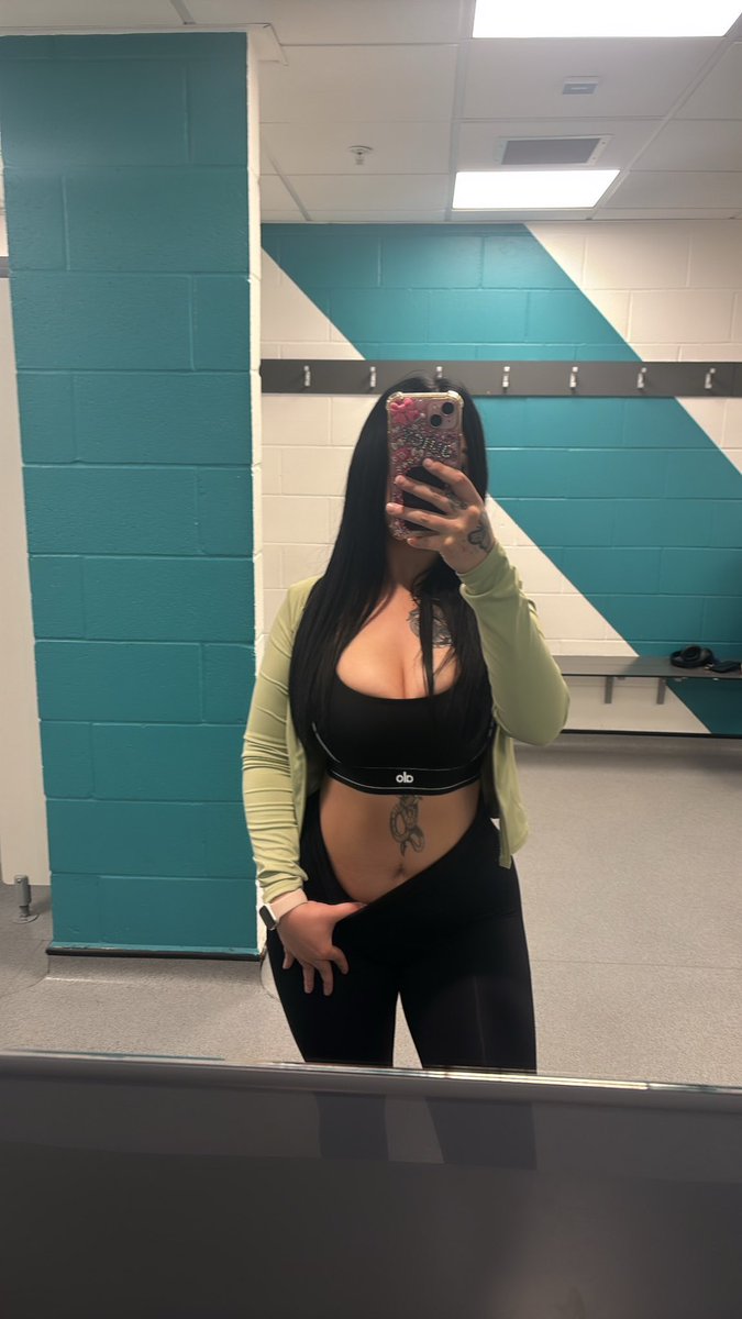 kels💸💋 tweet media