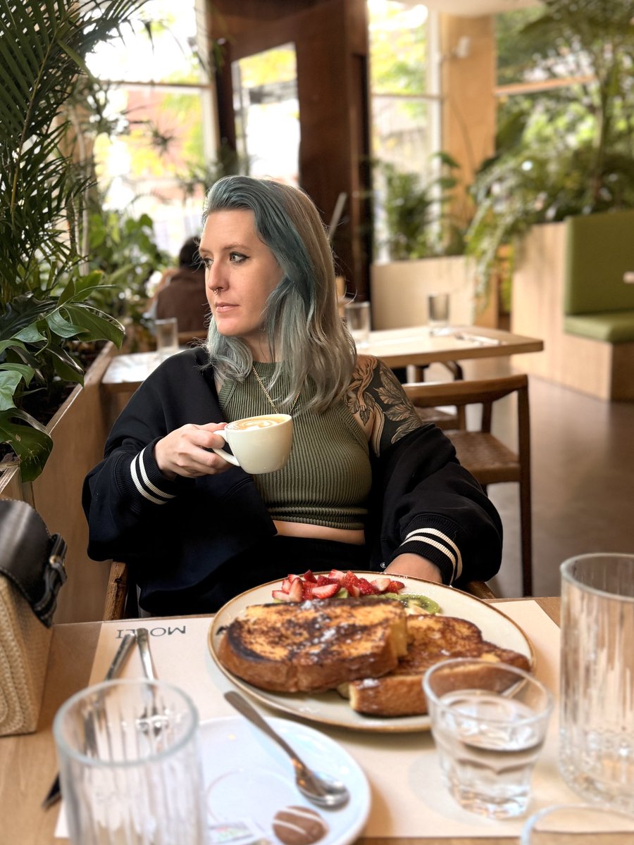 Rebecca Bakels tweet media
