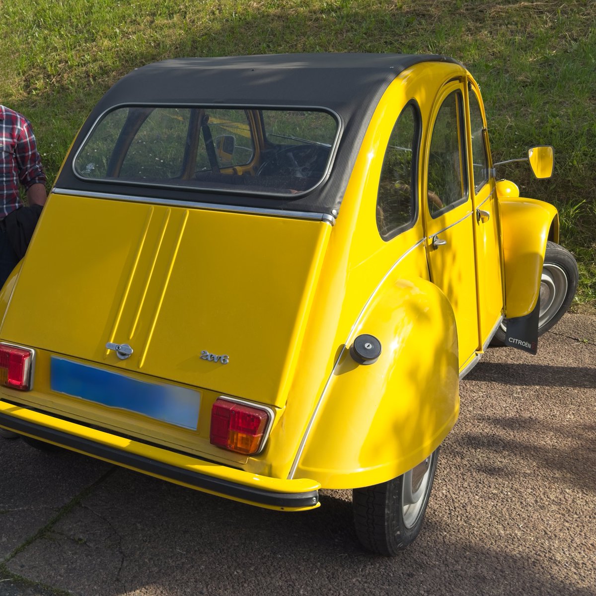 GotzonAr's tweet image. Hau gauza polita #Dyane6 #Citroen #Citroen2CV #Citroen2CV6