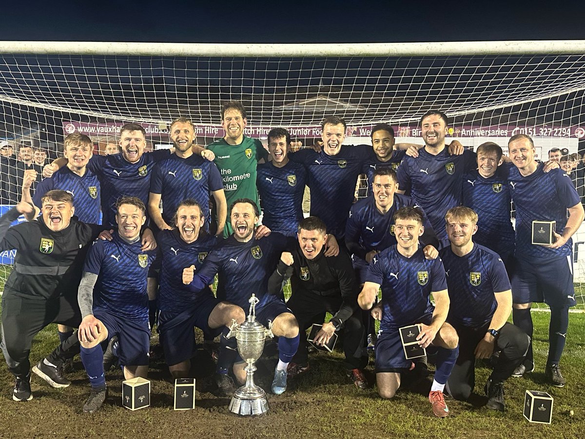 ChesterNomads's tweet photo. Champions! https://t.co/ikzHGke2J4