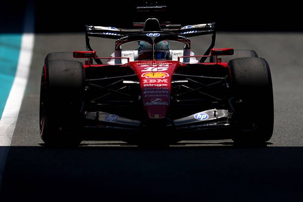 Scuderia Ferrari BR tweet media