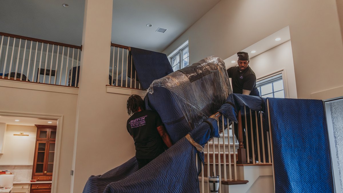 OutAndInMoving's tweet image. Team knocked out another move!
#outandinmoving #professionalmovers #localmovers #furnitureprotection #movingexperts #teamwork #reliableservice #trustedmovers #overlandparkks #bluespringsmo