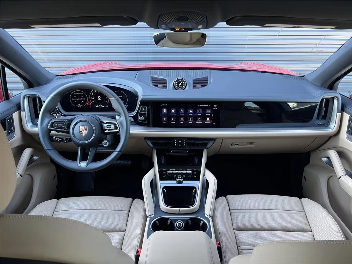 PorscheJax's tweet image. Carmine Red. 🔴 348 hp. AWD. Sport Chrono. 5.4 sec 0-60. 

This 2026 Porsche® Cayenne Coupe (Stock ETDA36747) is available now at Porsche Jacksonville. 
Call (904) 725-9155 or explore it here: jacksonville.porsche.com/en/inventory/p… 

#Porsche #Jacksonville #Cayenne #CarmineRed