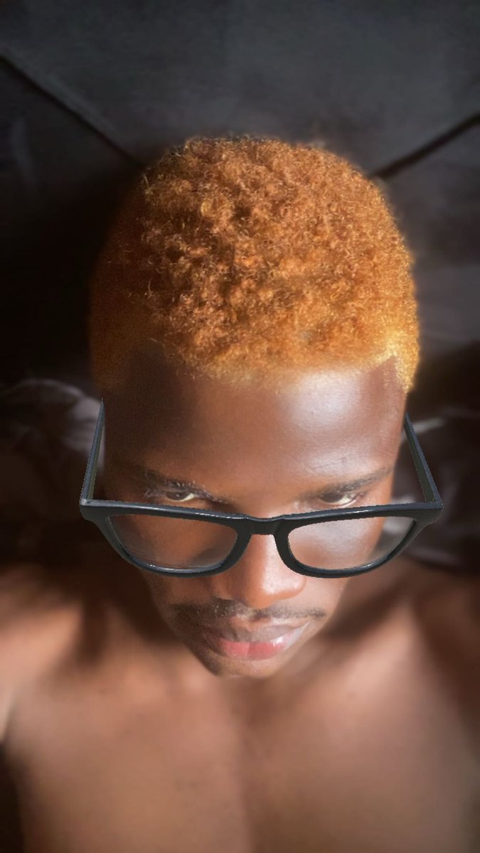 Waju_doo's tweet image. Blond looks Good on me 

#model  #blondhair