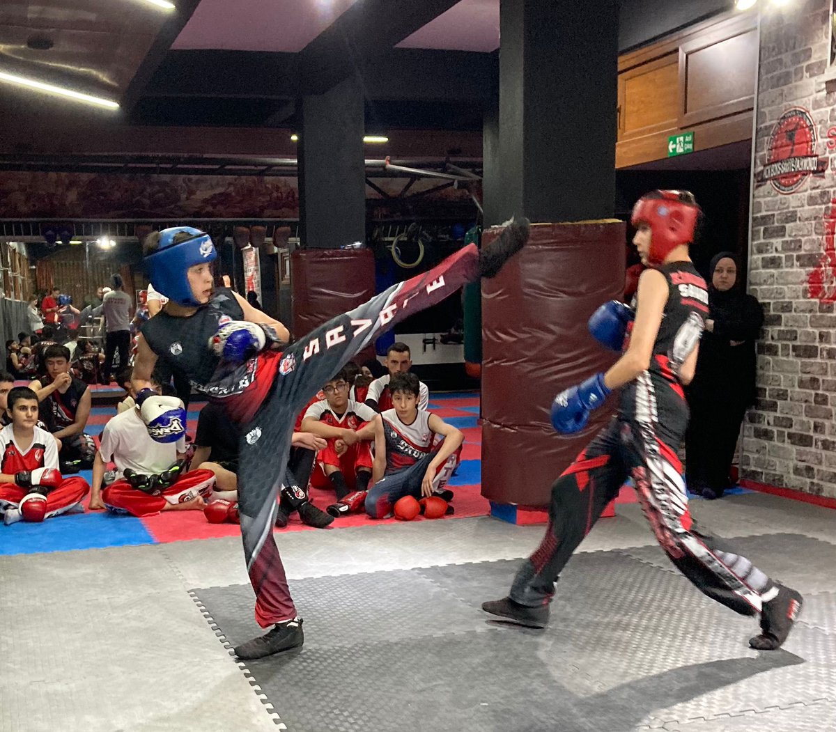 savatetr's tweet photo. Pendik’te Savate Rüzgarları Esecek, @tgosbfed @gosbf1 @GSBgenclik @gencliksporbak @CankiriEmniyet @CankiriValiligi @cnkrbelediyesi @OrtaBelediye @SabanozuB @ozbayibrahim08 @ismailhakkiesen @MhpTbmmGrubu @oktay_saral @firattasolar @FISavate @SavateCentral @turkiyesavate @RUMINACK https://t.co/UWNS09WoKR