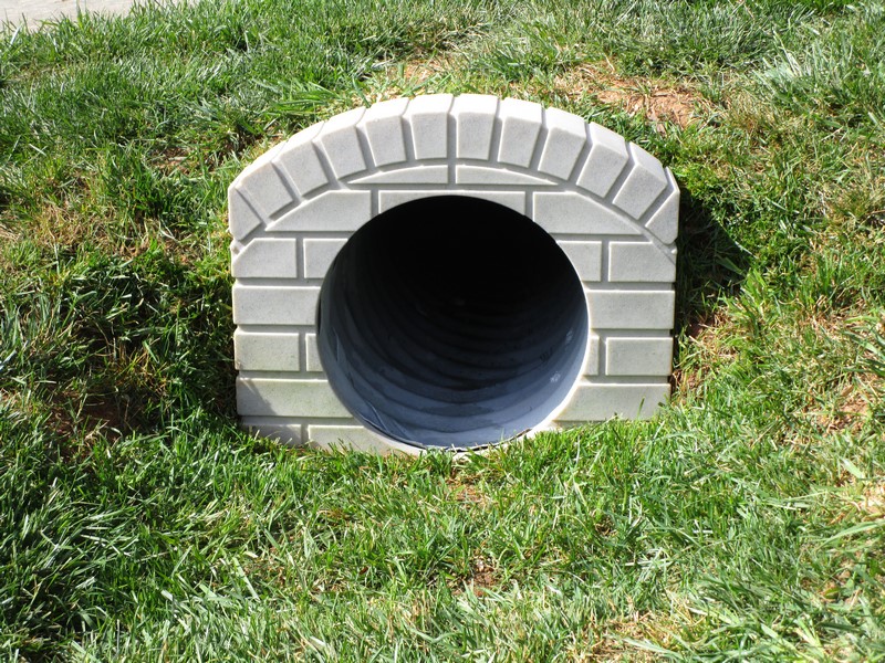pipecover1's tweet photo. Improve your Landscape at the end of your driveway.
Brick-like look and feel with three color choices.
Stop erosion around your 12 or 15-inch culvert pipe.
cover your unsightly plastic or galvanized culvert pipe.
Made in U.S.A.
https://t.co/nkzqA2MDsL https://t.co/EikSo0LVpR