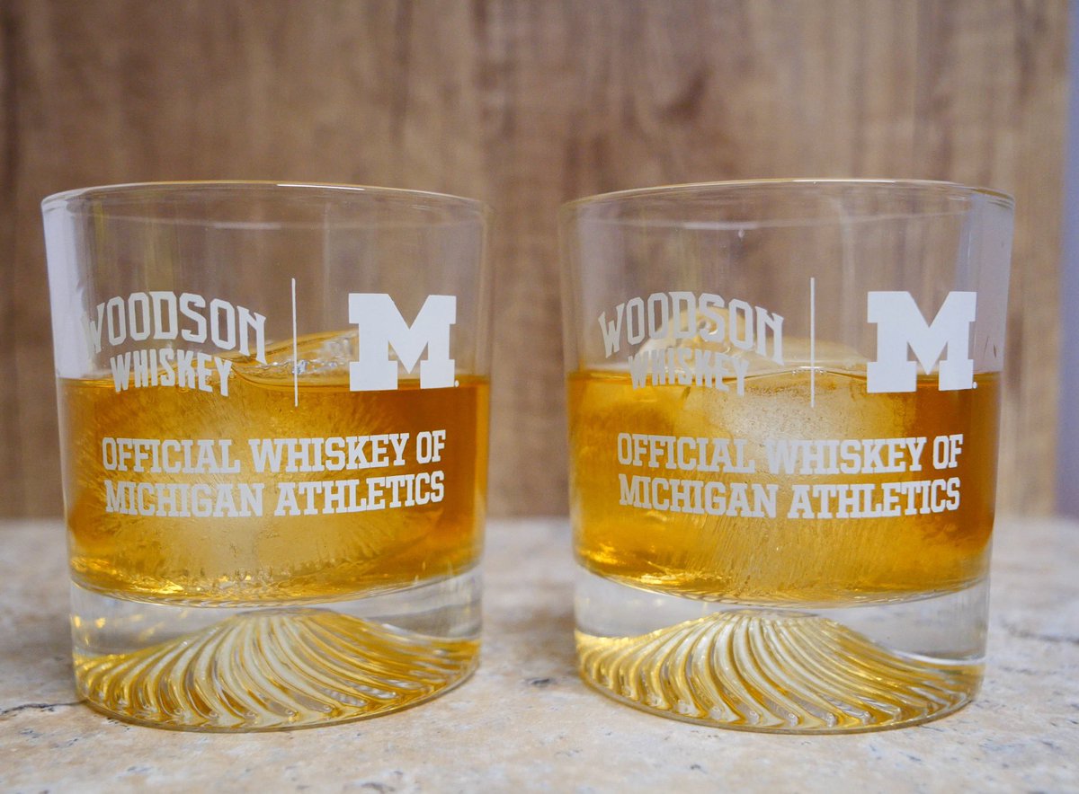 woodsonwhiskey's tweet photo. Cheers to the weekend🥃 Enjoy it the Woodson Whiskey way🥃 https://t.co/vPiHJxYqHm