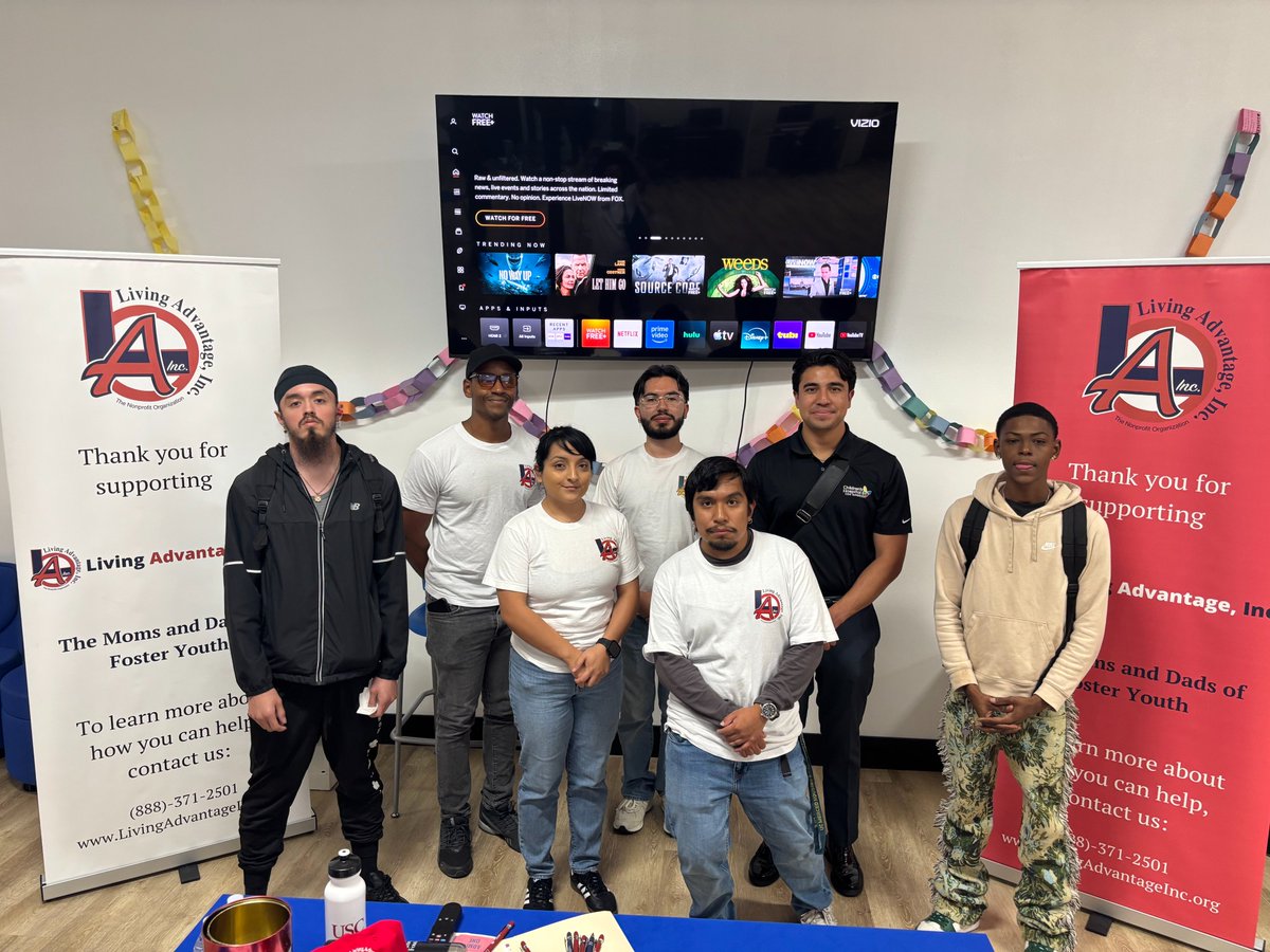 LivAdvInc's tweet photo. Yesterday we spent time learning about healthy futures and career opportunities within healthcare. Thanks to Inspire Together for hosting us, Ivan for joining us a guest speaker on behalf of CHLA, and thanks to our LA, Inc presenters and staff for delivering a great workshop! https://t.co/YvreHW4wXY