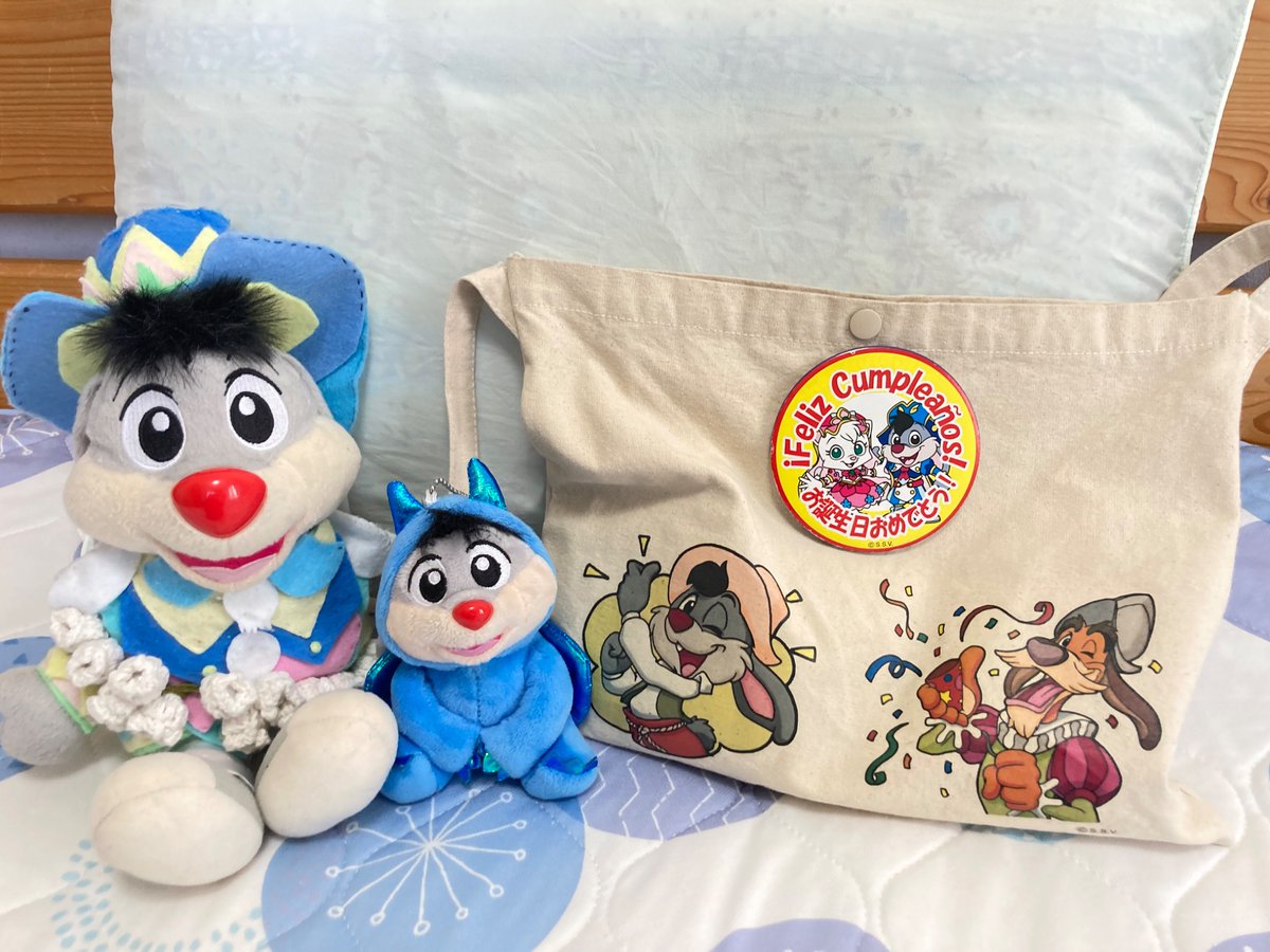 朝から素敵な画像がいっぱいで眼福です🐰

¡Feliz cumpleaños!チョッキー！
 #チョッキーお誕生日おめでとう