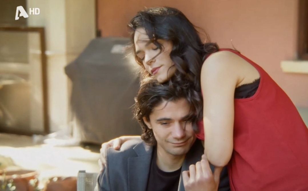 Αυτή η σχέση! 🤧💜

*Κουρέψτε σωστά τον Λευτέρη ρε* 

#namagapas