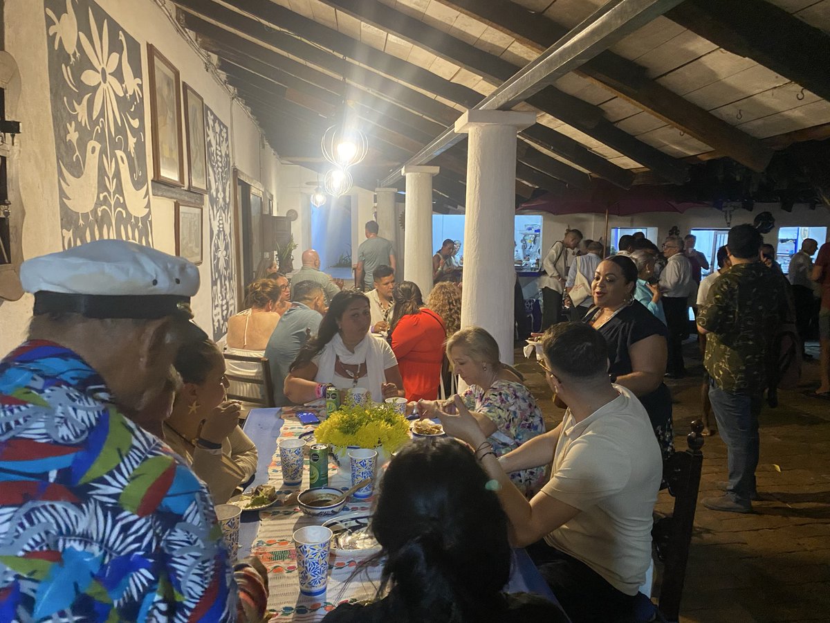 Acapulco tweet media