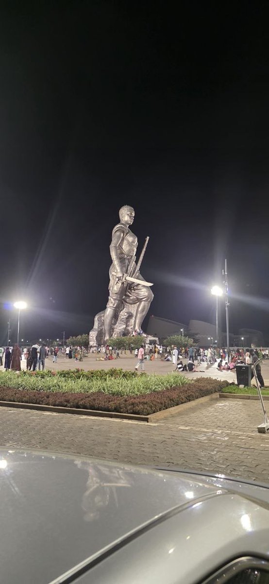 jay_rapiano's tweet photo. Happy new month from Benin 🇧🇯 https://t.co/0z3s3q71mE
