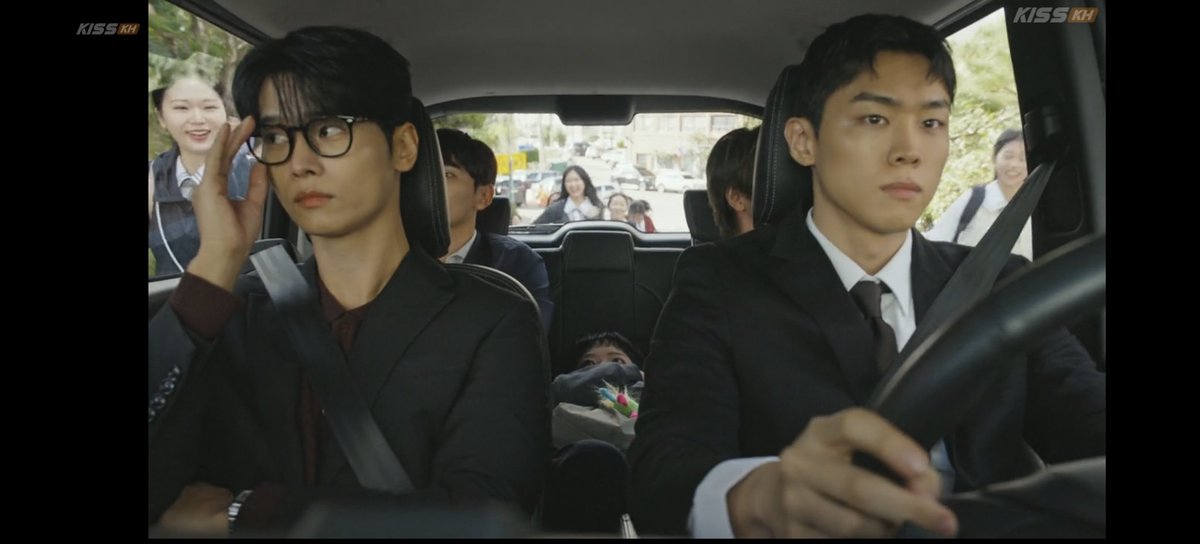 ElenahJu's tweet photo. This is the funniest kdrama I've seen since #GausElectronics
#AbsoluteValueOfRomance https://t.co/CrJlDh2kua