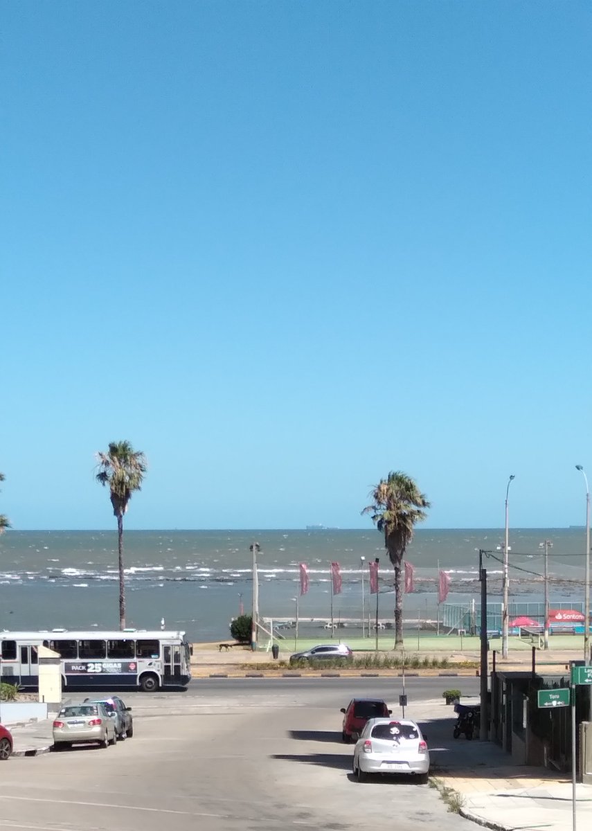 Lopezlaila1's tweet image. #RíodelaPlata #Montevideo #Uruguay