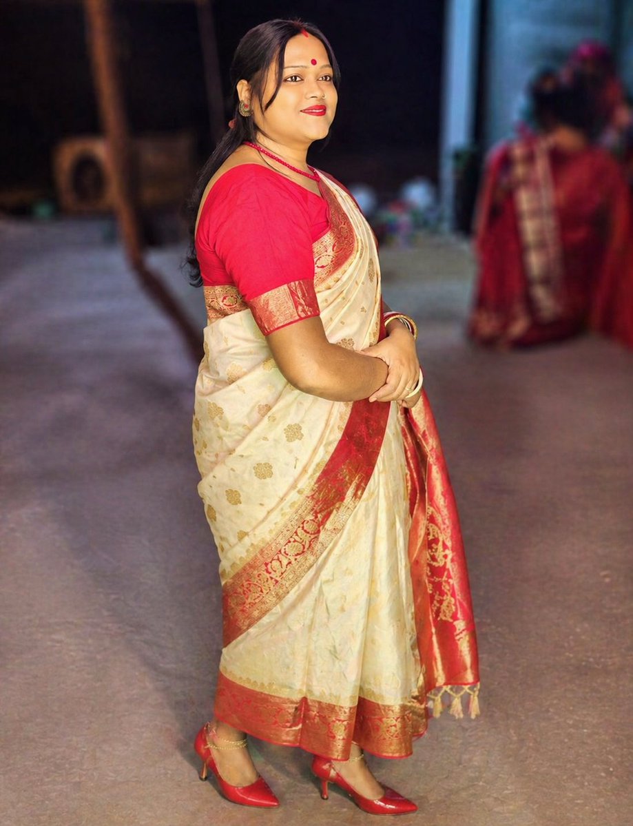 MistressMallika's tweet image. I was very #busy today so I didn't #post anything and I'm very #tired #today so good night #everyone. ❤️💛🤍