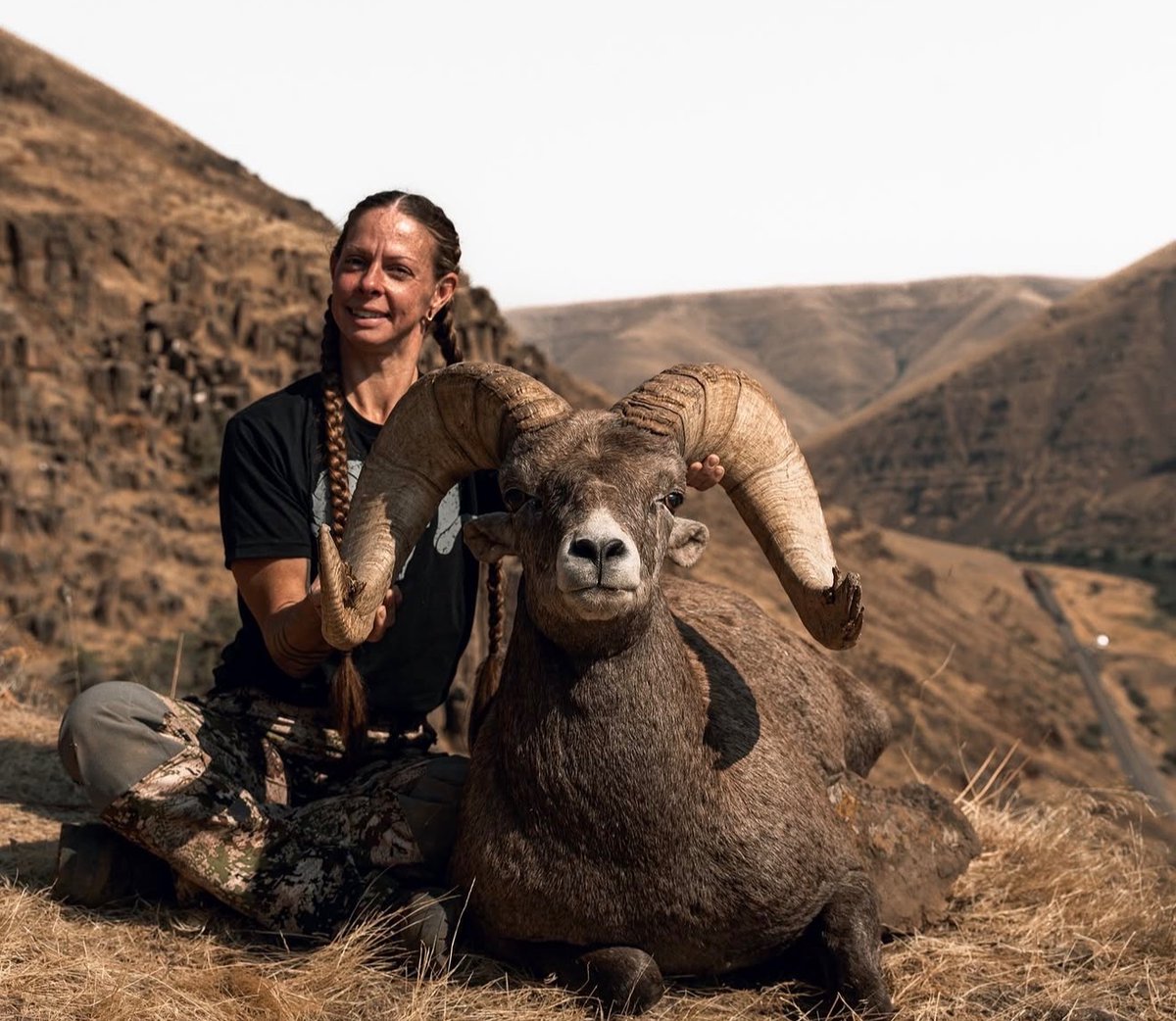 Eastmans' Hunting tweet media