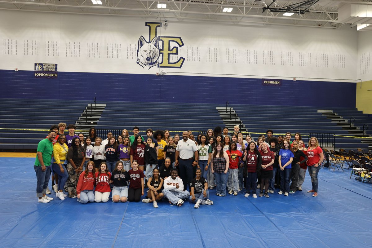 Little Elm ISD tweet media