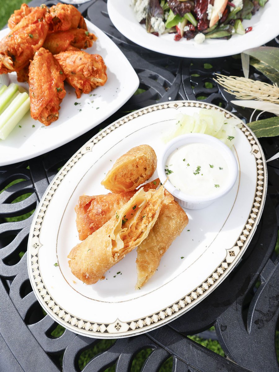 WCrossingInn's tweet photo. See you at Happy Hour!!

🥗Salads
✨Flatbread
😋Buffalo Spring Rolls
🍗Wings

&amp; so much more! 

Make sure to follow us on our NEW INSTAGRAM @TheWashingtonCrossingInn https://t.co/atoE0WtpXP