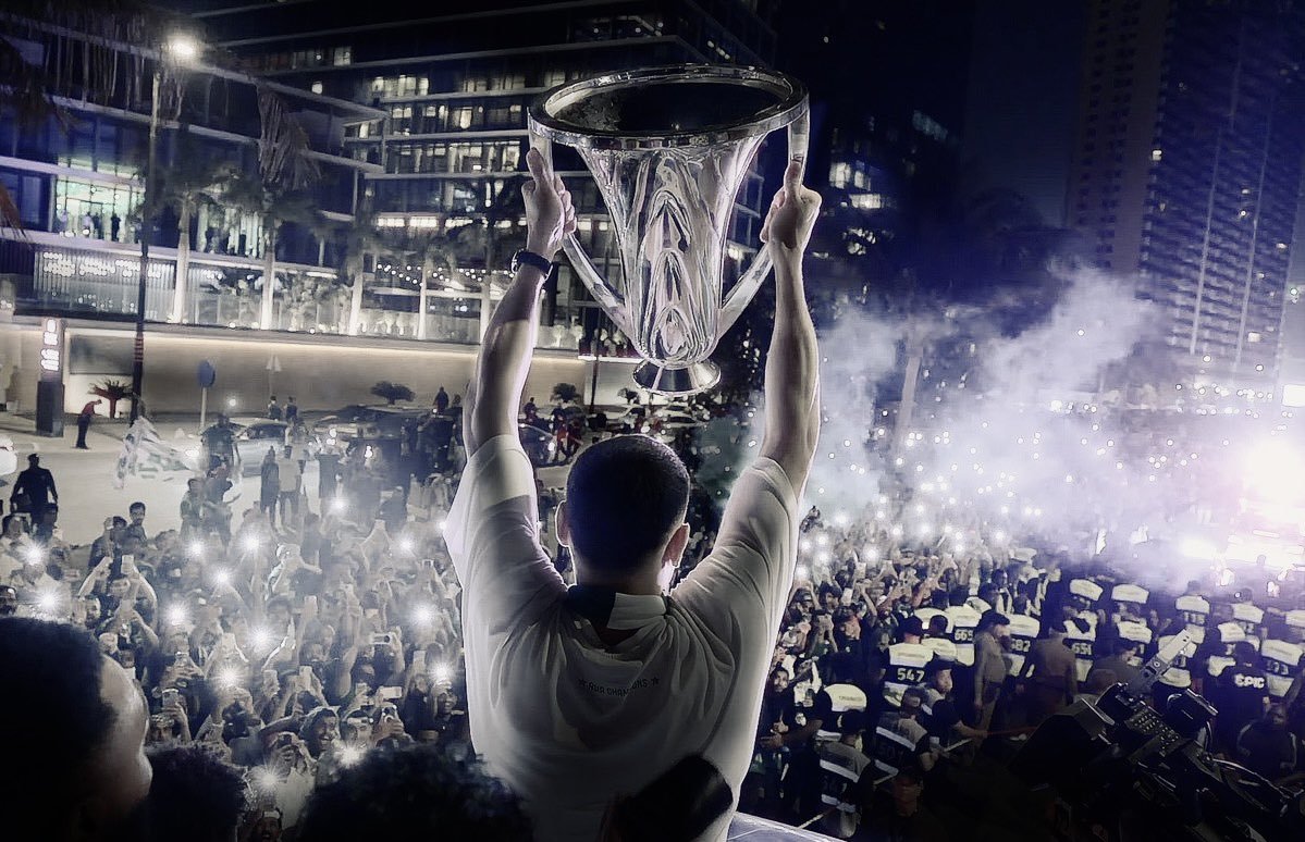 Campeon de élite #BACK2BACK tweet media