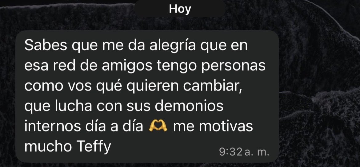 🥲 me bombardearon con mensajes lindos, me encanta la idea tener personas que quieren verse mejor cada año.