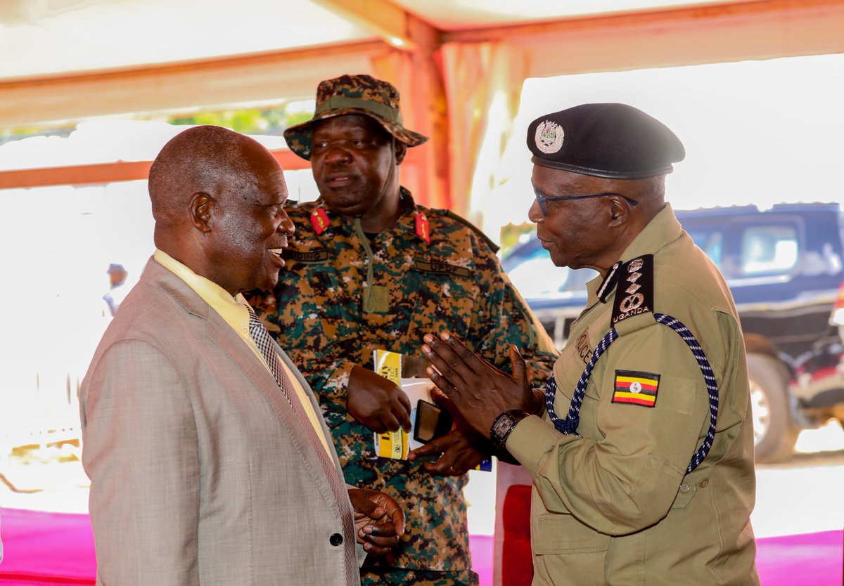 Uganda Police Force tweet media