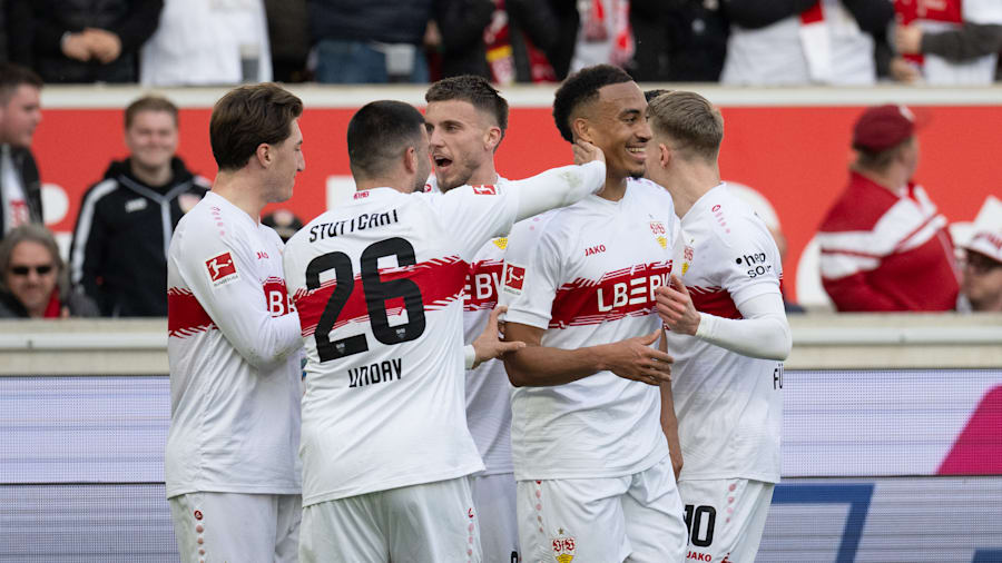 felixarnoldtt's tweet image. Hansi #Müller &amp;amp; Markus #Babbel tippen die letzten drei Spiele &amp;amp; legen sich fest: Der #VfB packt die #CL! @BILD

Müller:
#TSGVfB 2:3
VfB-B04 2:1
SGE-VfB 1:2

Babbel:
#TSGVfB 1:2
VfB-B04 2:1
SGE-VfB 0:3

Geht ihr bei den Tipps mit? Was sind eure Tipps für die letzten drei Spiele?👇