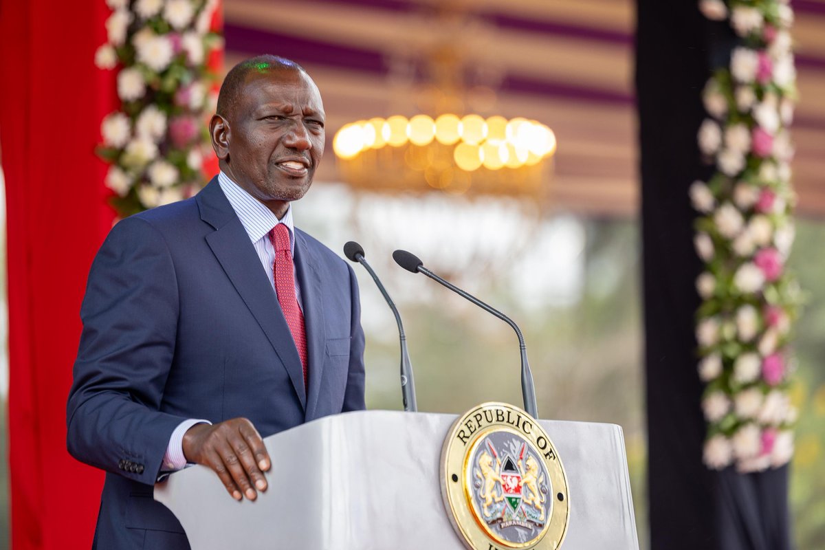 IrisNews_'s tweet image. 💼💰| Au #Kenya🇰🇪, le président @WilliamsRuto a procédé à une revalorisation des salaires des fonctionnaires : +12 % de hausse générale et +15 % dans les métiers agricoles, à l’occasion de la Journée internationale du travail.

📈 Cette décision vise à soutenir les travailleurs