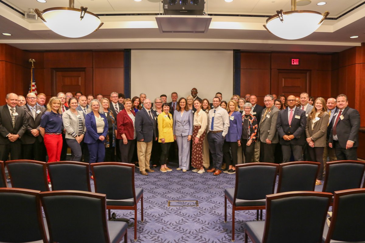 SenatorFischer's tweet photo. As the former President of the Board of Directors for the Nebraska Association of School Boards, I’m always happy to meet with @NASBonline! I appreciated answering their questions and providing an update of what I’m working on in Congress. https://t.co/YXsLYk0JsD