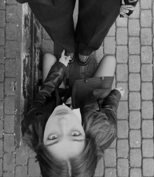 🖤 tweet media
