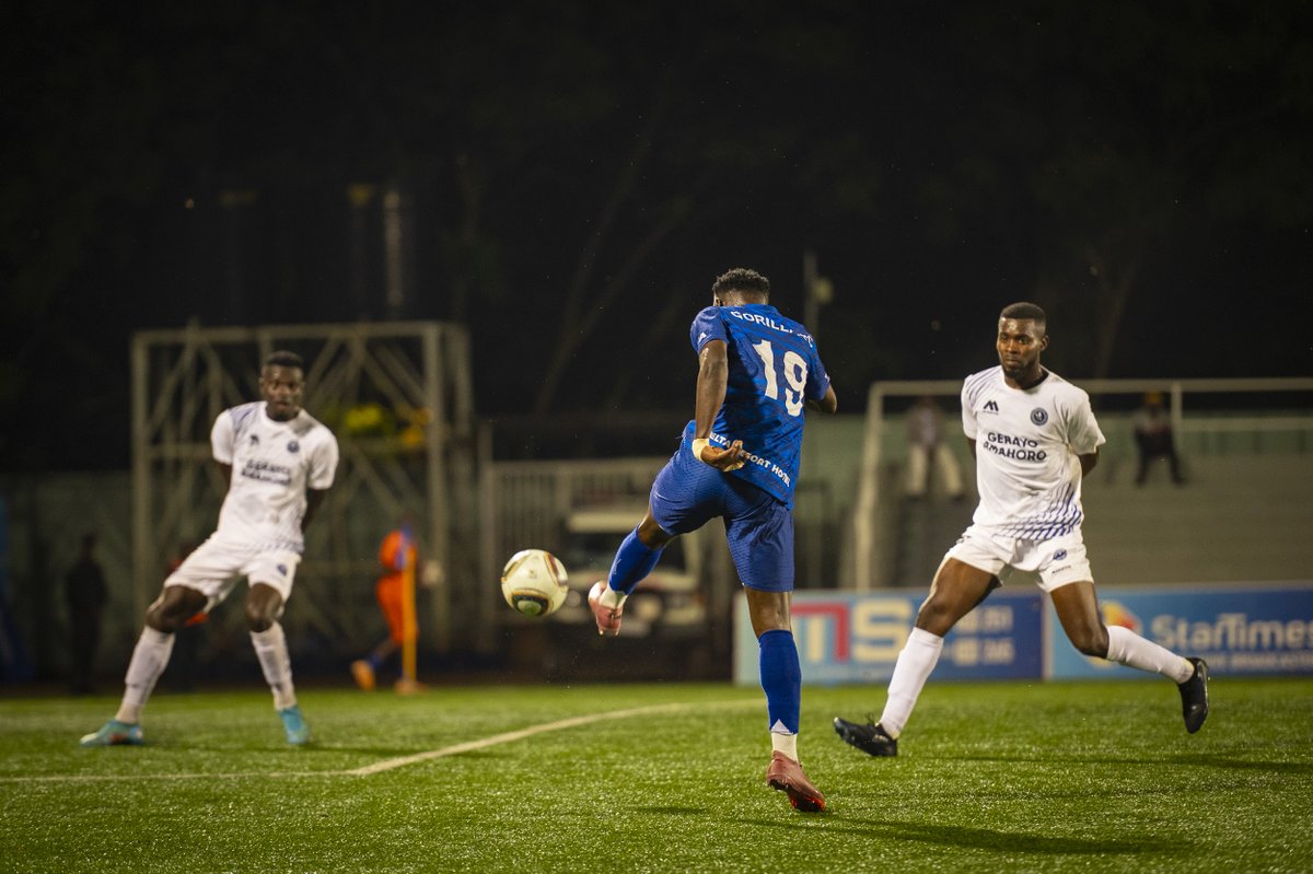 Gorillafc_'s tweet photo. SECOND HALF UNDERWAY! ๐ฆ
Letโs finish the hunt! ๐ฆพ๐ตโช๏ธ
#GFC #GORPOL #BKProLeague https://t.co/WOQNGeXYVO
