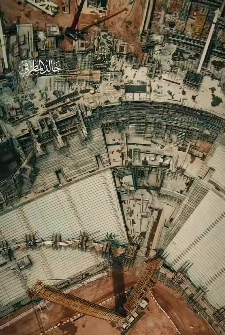 stadiumscorner's tweet photo. بدء بناء المدرجات في أخر زاوية من الملعب هذه الزاوية أستخدمت كنفق لدخول المعدات لأرضية الملعب 

وهذا الشيء يعني إكتمال مراحل البناء ومابعد ذالك سيتم إستخدام رافعات برجية لبقية الأعمال سواءا داخل أو خارج الملعب 👏👏🔥

مشروع تطوير ملعب مدينة الملك فهد الرياضية 
KING FAHAD SPORTS CITY STADIUM 

#زاوية_الملاعب