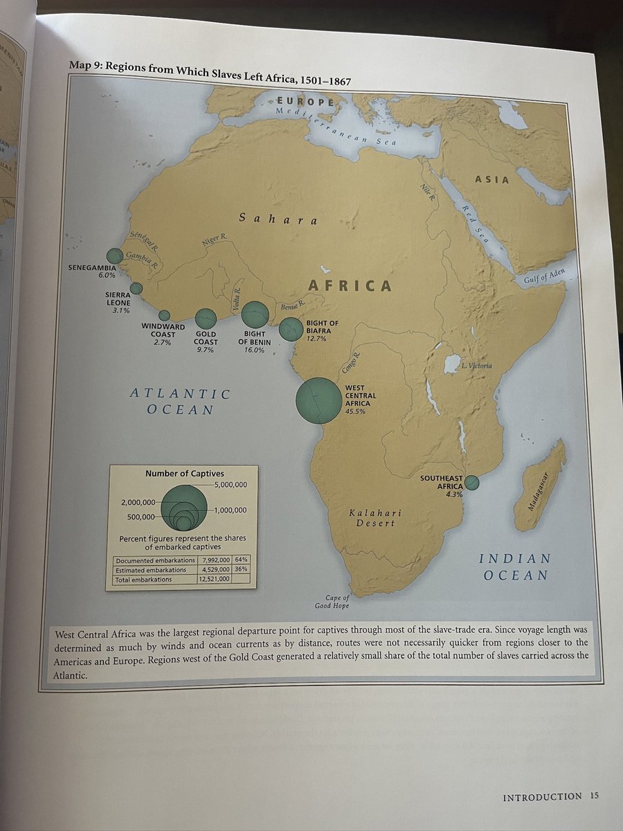 L'Afrique centrale occidentale a été le plus grand point de départ régional pour les captifs pendant la majeure partie de l'ère de la traite des esclaves. Étant donné que la durée du voyage était déterminée autant par les vents et les courants océaniques que par la distance, les