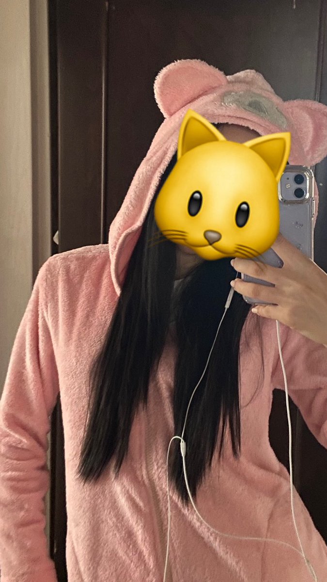 i 🐾 is seeing piwon tweet media