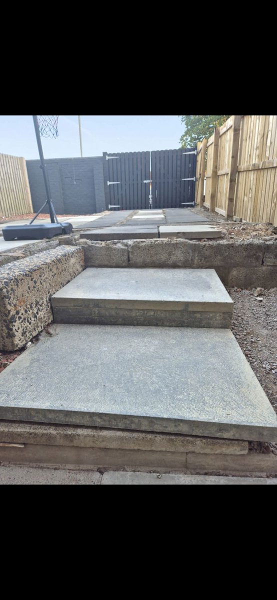 LeadsDoWork's tweet photo. #asphalt #paving #driveway  quote required Trefoil Place #Ayr get this job lead via app https://t.co/5RIkfdtXll https://t.co/BudgjgdwPk