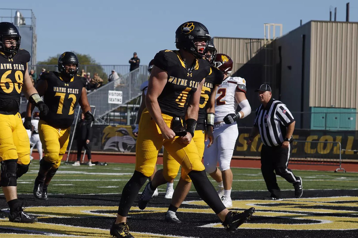 ChaseHeitland06's tweet photo. After a great conversation with @brohach3, I’m blessed to receive my third D2 offer from Wayne State College! https://t.co/ShoXTnwb6h