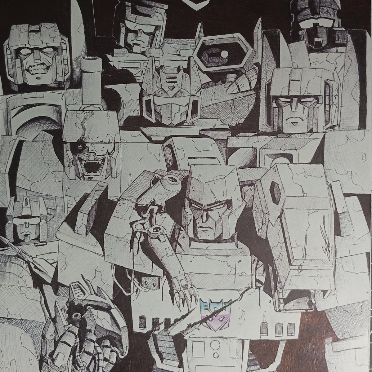 Eduardo27162045's tweet image. I wanted to join the trend too #artㅤㅤㅤㅤ #drawing #transformers #invincible #thragg #decepticons @Skybound I really love your work :]