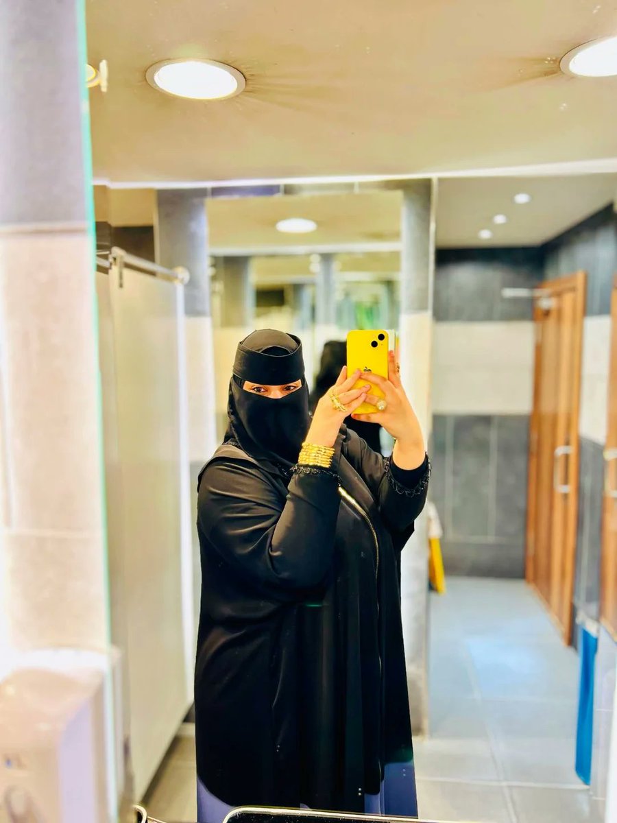 الاستاذة عائشة tweet media