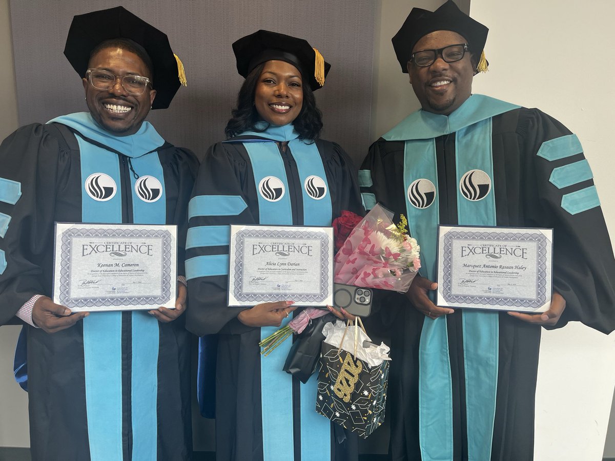 TheKaonisT's tweet photo. @FultonCoSchools gained 3 exceptional Doctors. Dr. Haley, Dr. Darian &amp; Dr. Cameron have exhibited the dedication and determination to show how amazing/bright Fulton County Schools future is and the great hands our scholars are in. @MrCamTeach @MarcquezHaley @A_DarianTeaches https://t.co/1wzEf0wonC