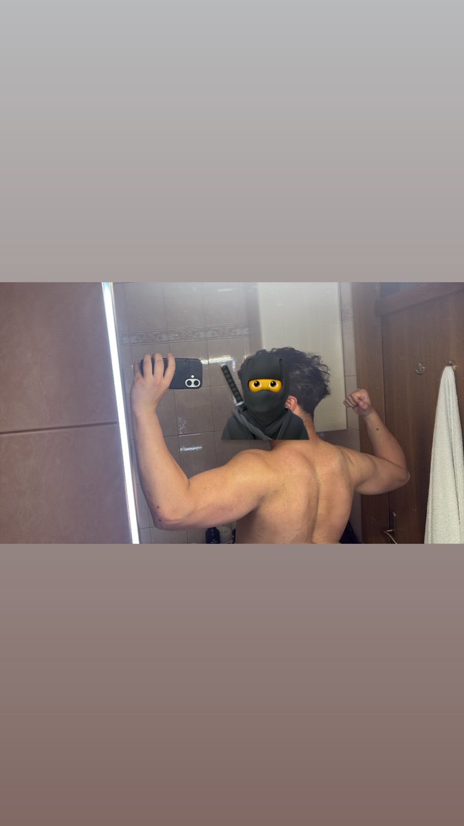 edu00124b's tweet photo. Este cani niñato está buscando un sumiso que le complazca o a una persona interesada en comprarle contenido
#Alpha #Dom #feet #worship #Cashmaster
#findompaypig #findomdrains #findomalpha
#mastercash #gooner #ATM #cashslave #fyp https://t.co/vudUkUPLjh