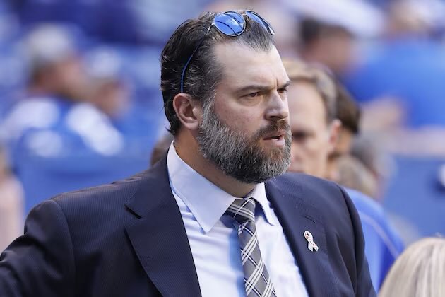 vikingzfanpage's tweet image. #Vikings assistant GM Ryan Grigson has “the respect of people within the building” and could be in play for Minnesota’s GM opening, @AlbertBreer mentioned via @SInow. 

“It would be interesting to watch, but Ryan Grigson is another interesting name.”