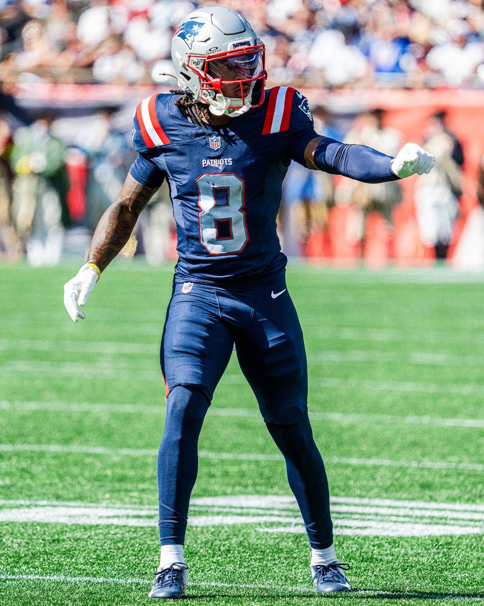 LosTalksPats's tweet image. #Patriots WR Kyle Williams is switching from the No. 18 to the No. 8 for his sophomore year! 🔥

The number was last worn by Stefon Diggs.

(📸 @Patriots)