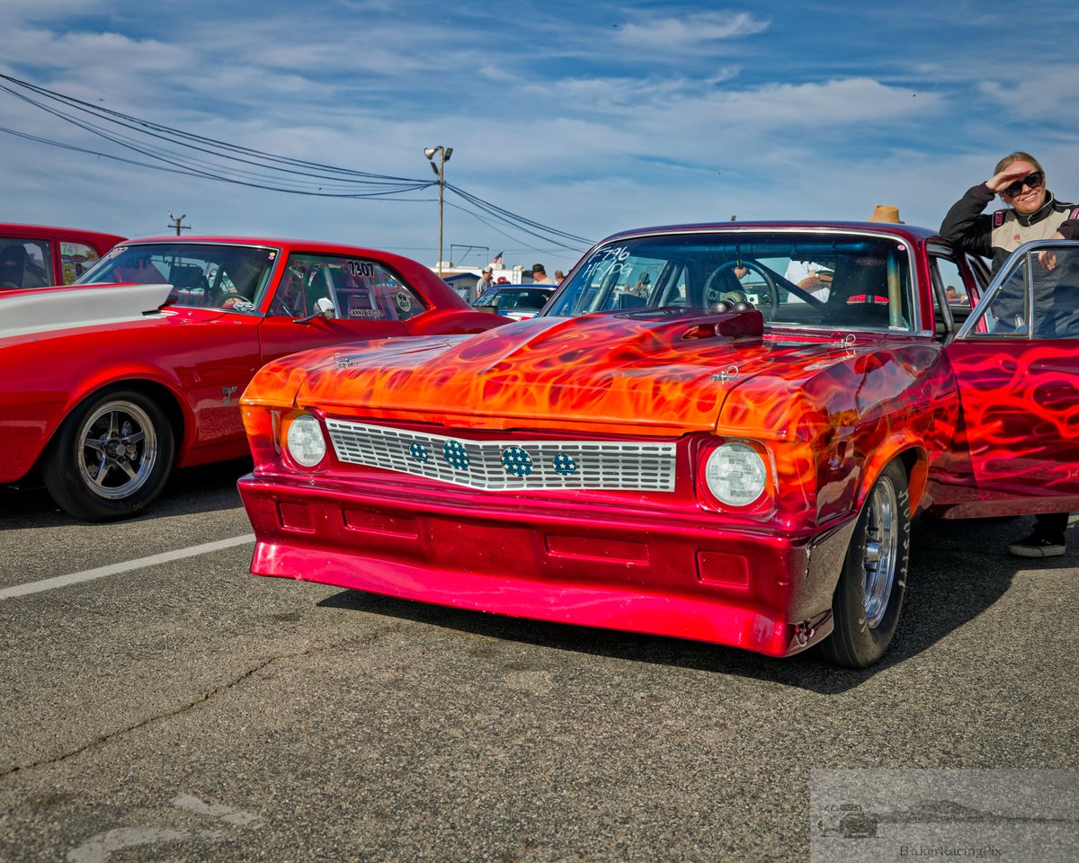 bakerracingpix's tweet photo. #FlamesFriday https://t.co/DxIzDHM4xa