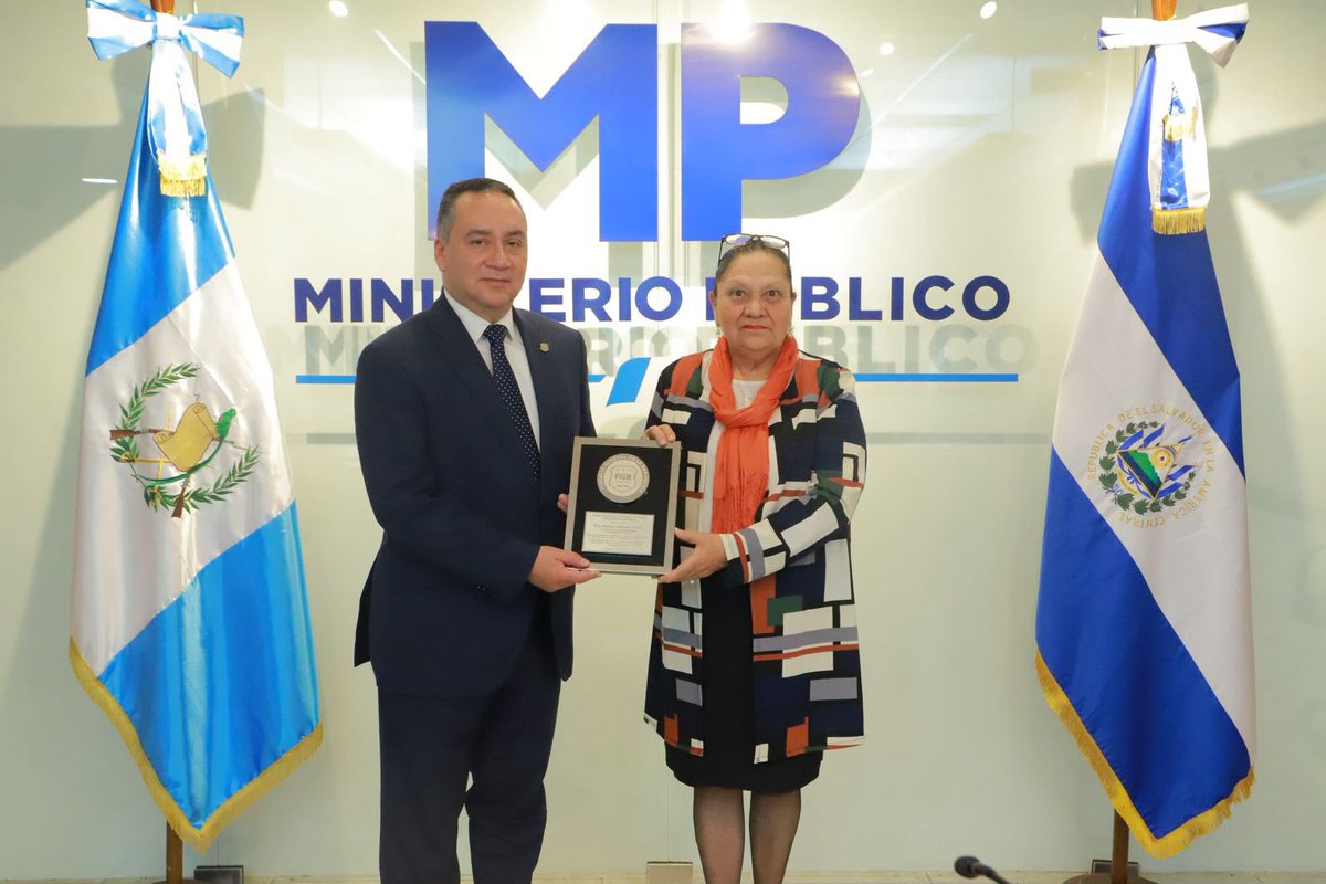 María Consuelo Porras tweet media