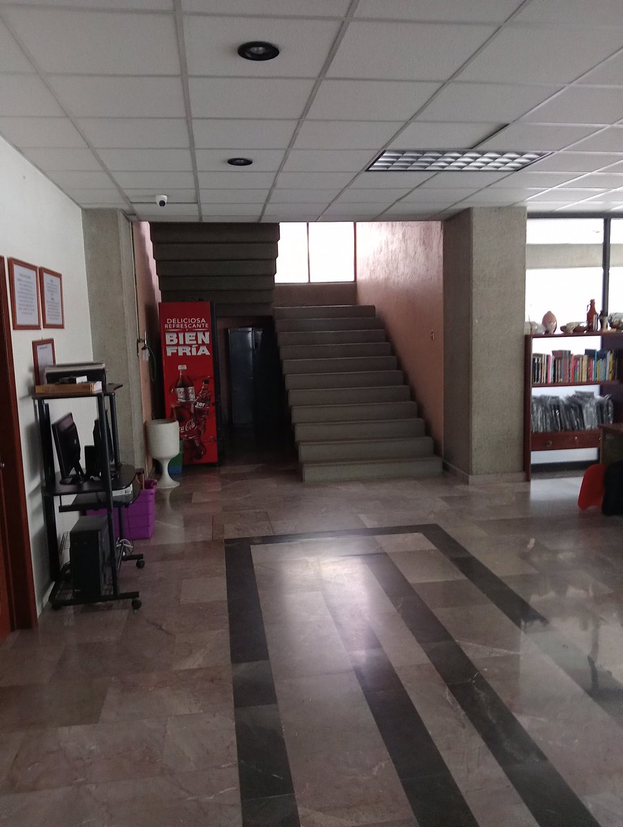 ANTEOBR's tweet photo. EDIFICIO EN VENTA Calzada de La Viga  esq. Río Churubusco. 1000 M2, 15 lugares de estacionamiento Comercial 5558074262, 5553361523 #tuViviendaResuelta https://t.co/syXhK0I7lE