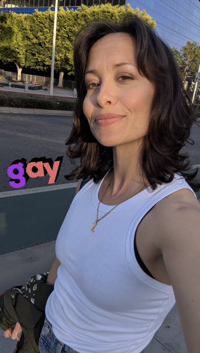 npacentarchive's tweet photo. #im #so #gay #ilovehersm #omg https://t.co/wd8DqKv5LS