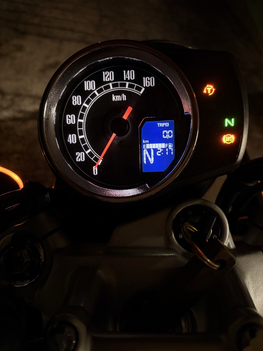 ssatomotor's tweet photo. GW開始ー！
バイク乗りは朝早い。 https://t.co/mJA1HoGKJK