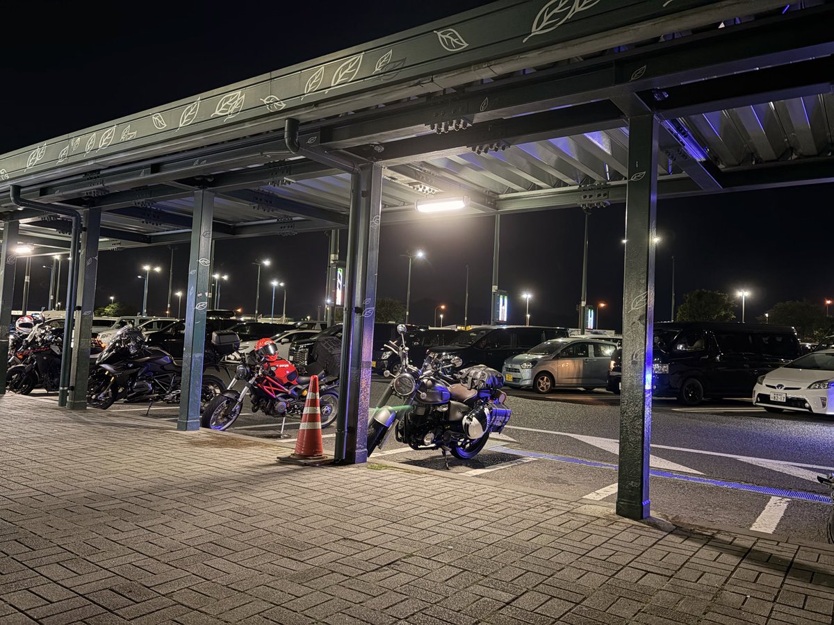 ssatomotor's tweet photo. GW開始ー！
バイク乗りは朝早い。 https://t.co/mJA1HoGKJK